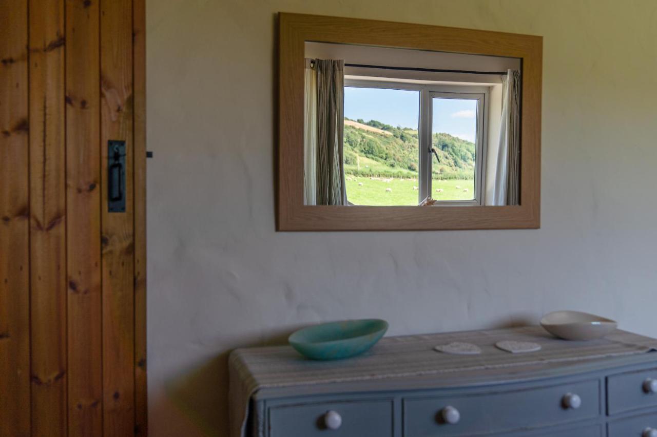 Wrth Y Nant Villa Saint Ishmaels  Екстериор снимка