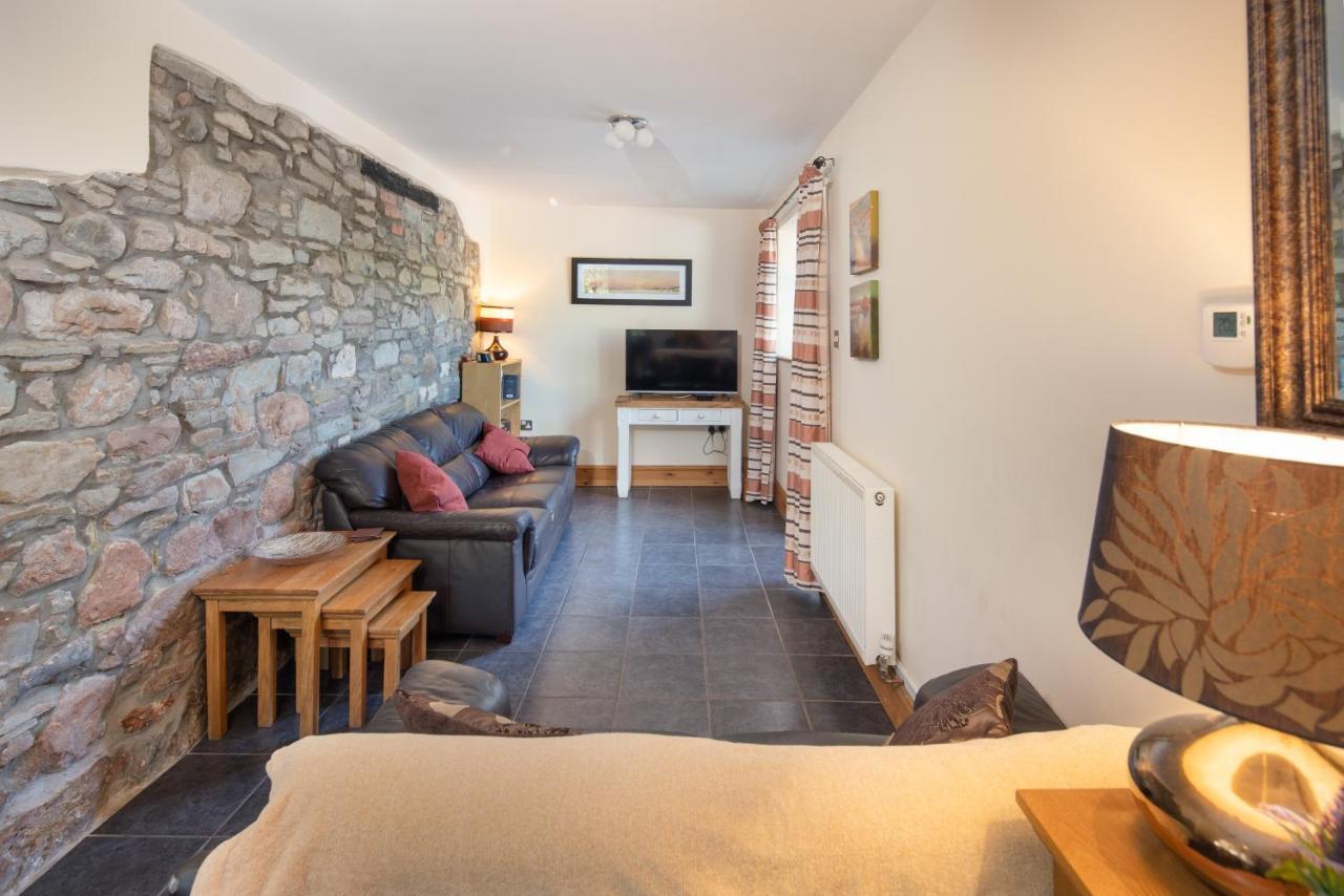 Wrth Y Nant Villa Saint Ishmaels  Екстериор снимка